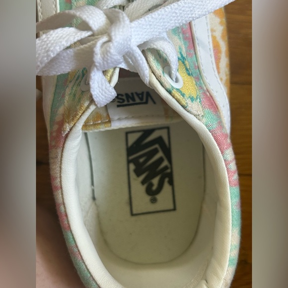 Tie Dye Vans - Picture 5 of 7